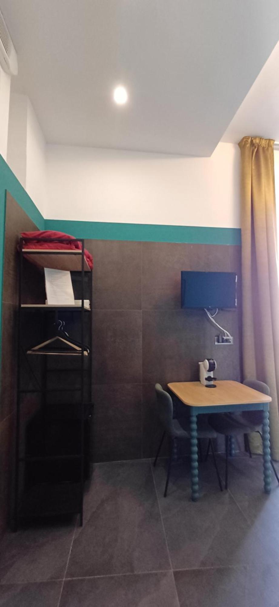 La Stanza A Parte Hotel Наполи Екстериор снимка