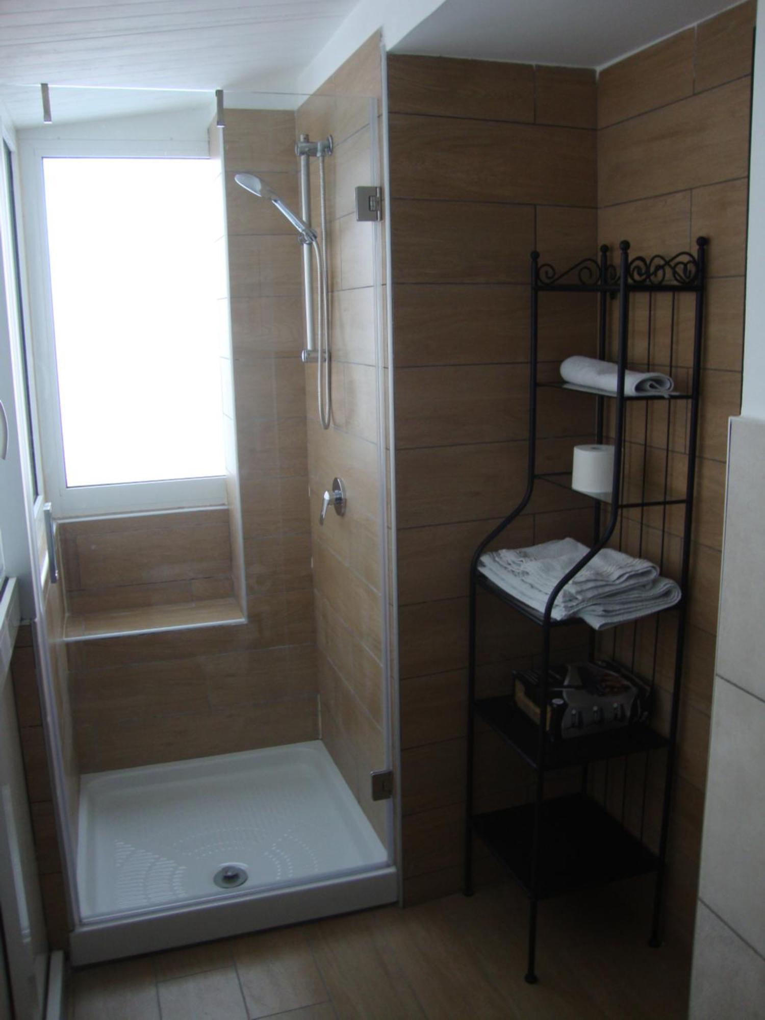 La Stanza A Parte Hotel Наполи Екстериор снимка